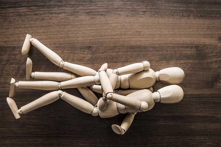 8 Posisi Bercinta Paling Nikmat untuk Suami Istri