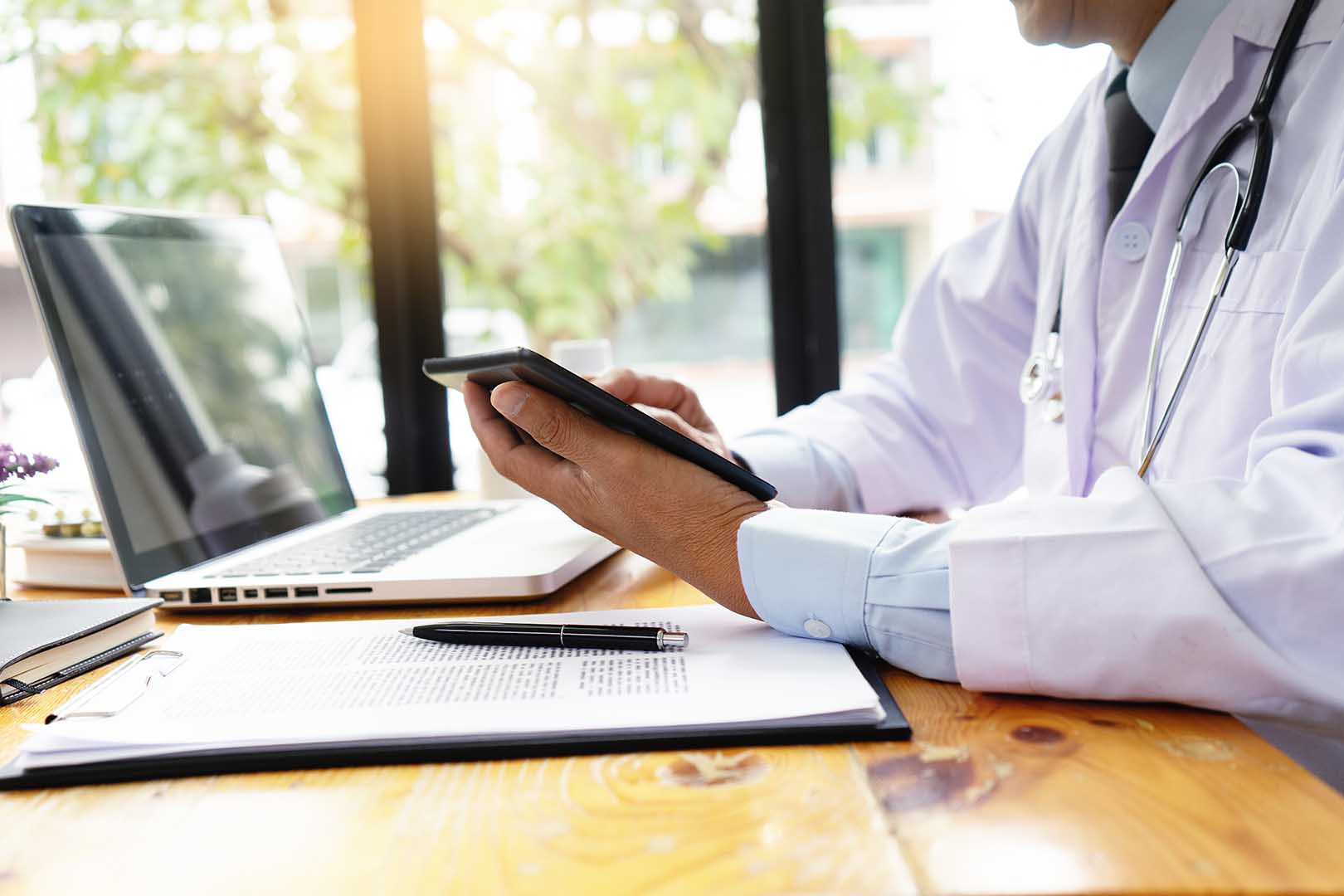 Hal yang Tidak Boleh Dilakukan Dokter Saat Praktik Telemedicine