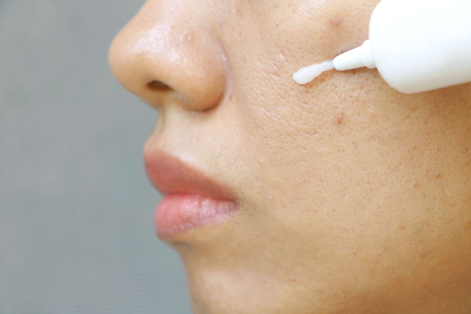 Obat Benzolac: Manfaat, Efek Samping Dan Dosis