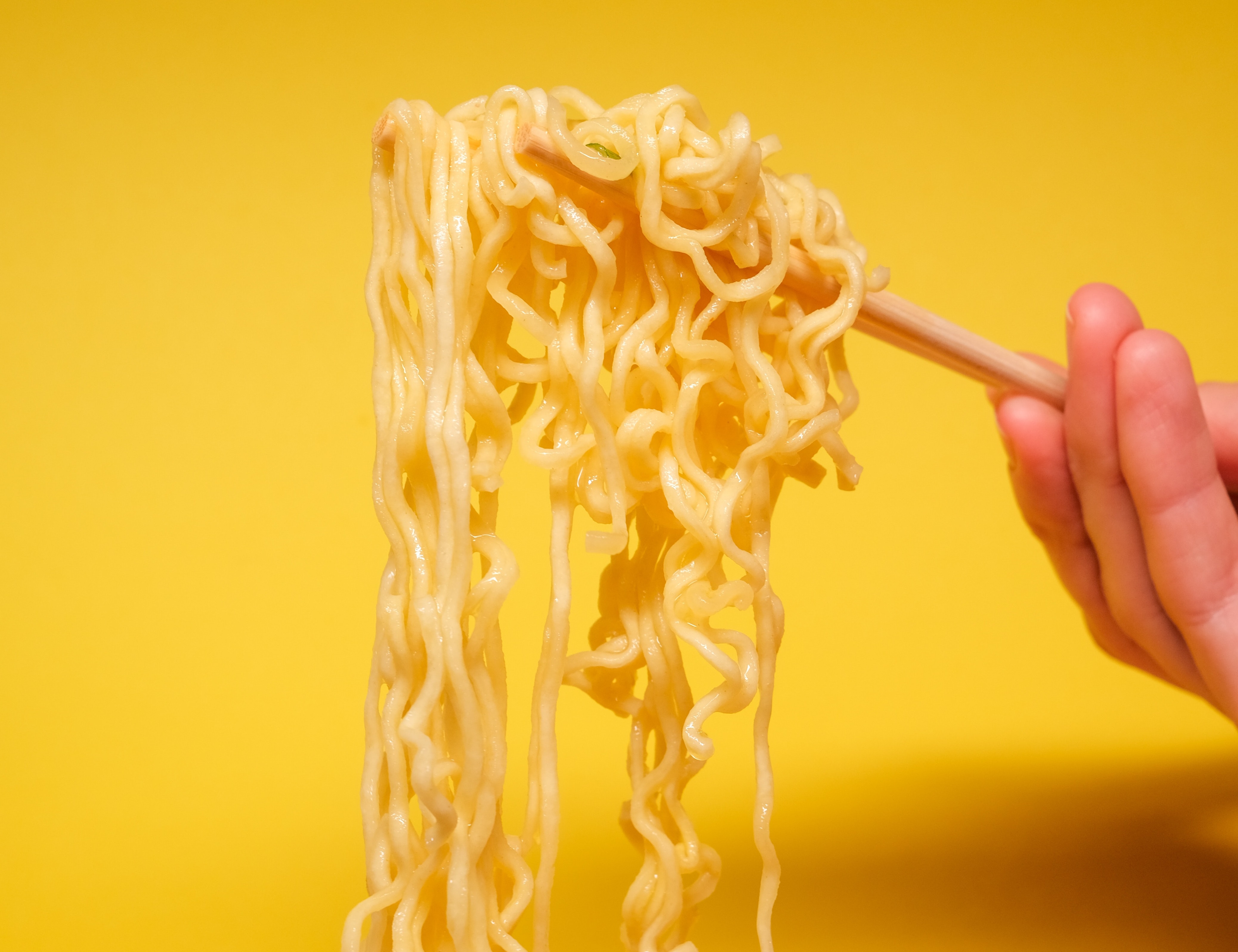 Bolehkan Makan Mie Instan Saat Hamil?