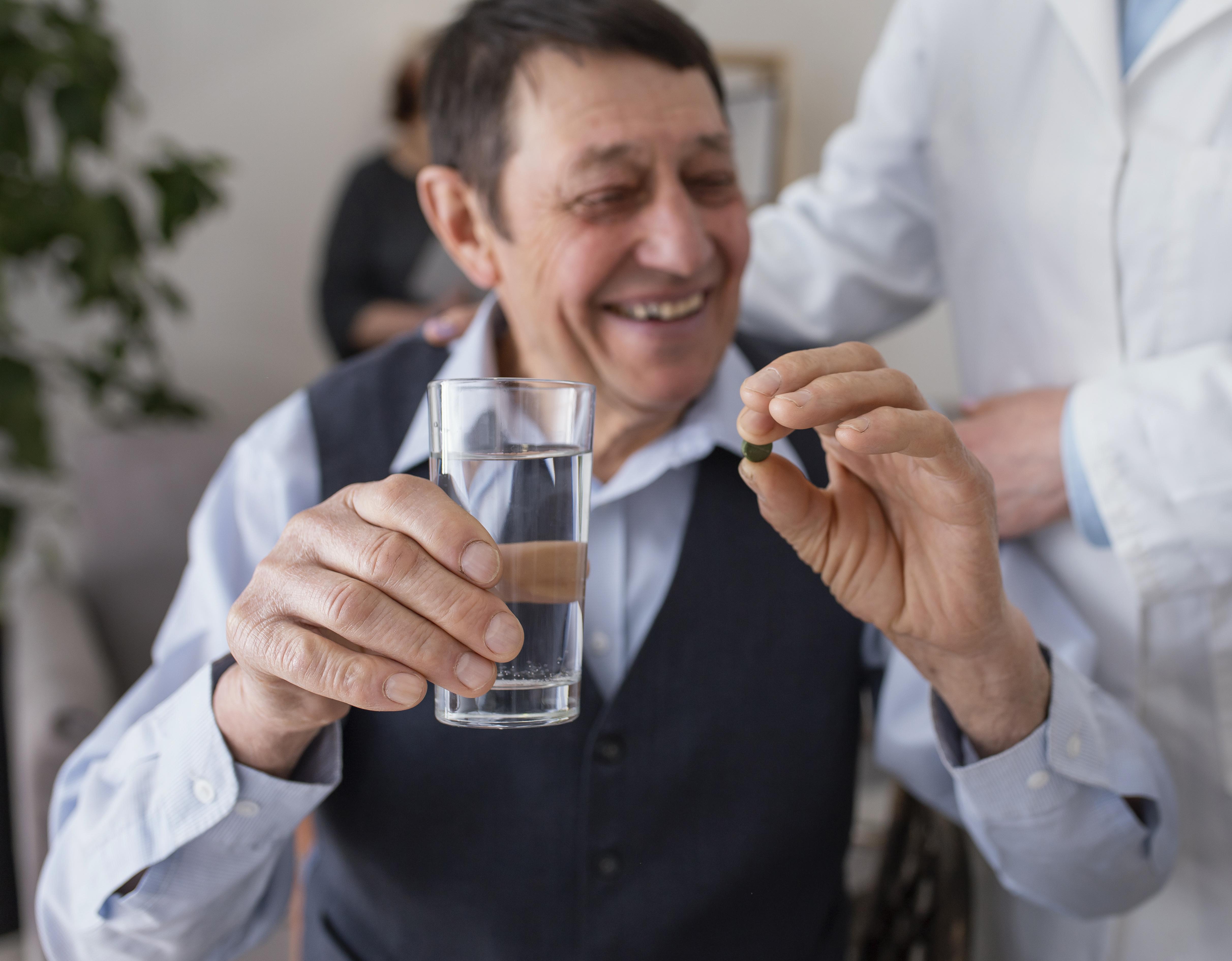 Albistrok: Manfaat, Dosis, Efek Samping