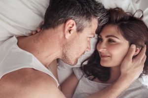 7 Cara Berhubungan Intim Spesial Biar Lebih Seru